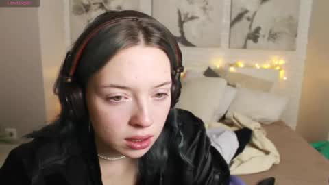 Snapshot of graylovescookies chatting on February 23, 2025, 3:29 pm graylovescookies online show from February 23, 2025, 3:29 pm