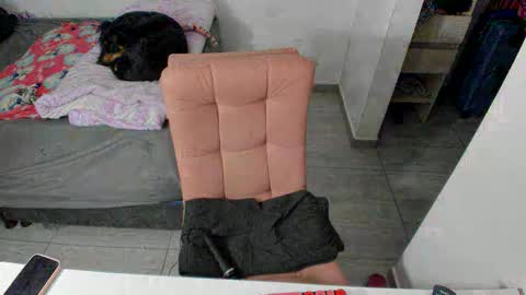 GreciaRuiz online show from April 10, 2026, 12:27 am