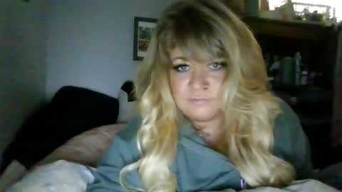 Snapshot of greeneyedblondie84 chatting on February 26, 2026, 9:58 pm sweetlala online show from February 26, 2026, 9:58 pm