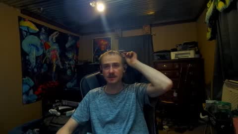 Greenlungs8195 online show from April 6, 2026, 4:46 am