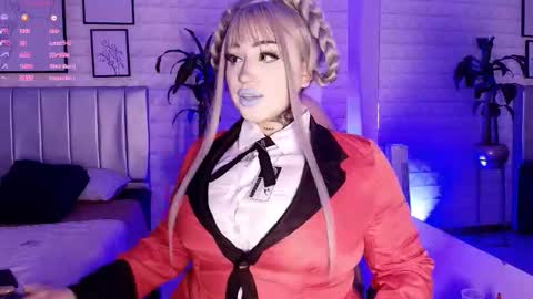   online show from September 19, 2025, 7:36 pm