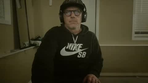 greenrooster1 online show from October 9, 2025, 9:29 am