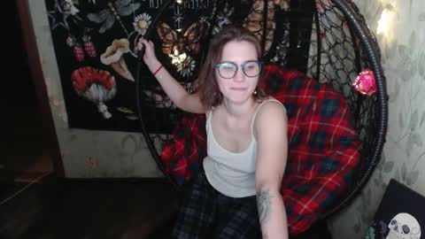 Lina online show from March 4, 2026, 10:54 am