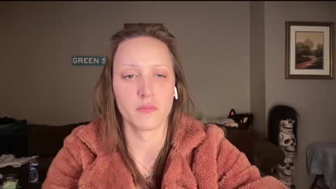 Snapshot of greenxxxqueen chatting on February 2, 2025, 10:02 am SexQueen Nikki online show from February 2, 2025, 10:02 am