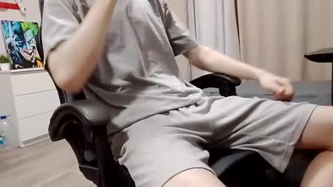 Felix online show from April 1, 2026, 5:54 pm