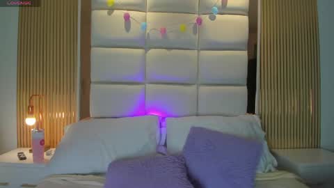 GRETA online show from April 12, 2026, 11:37 am