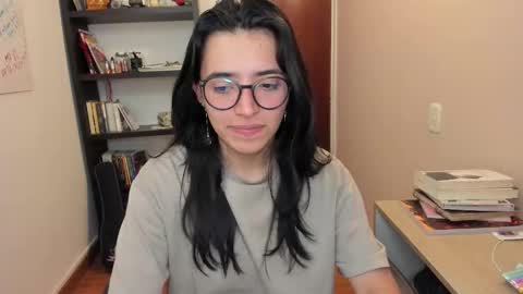 Snapshot of gretagat chatting on November 28, 2025, 4:04 am Greta online show from November 28, 2025, 4:04 am