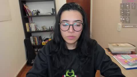 Greta online show from December 15, 2025, 4:28 am