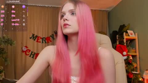 gretchen_mol online show from December 19, 2025, 7:48 am