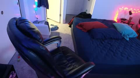 NickVegas online show from October 5, 2025, 12:53 am