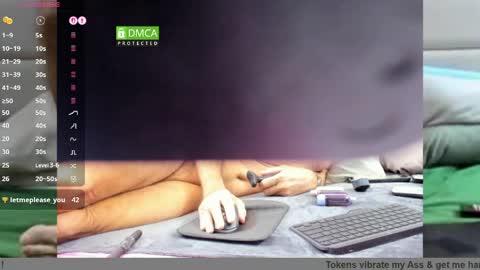 Grey.  If viewing your cam I am more likely to stay if you show your face. online show from April 12, 2026, 1:54 am