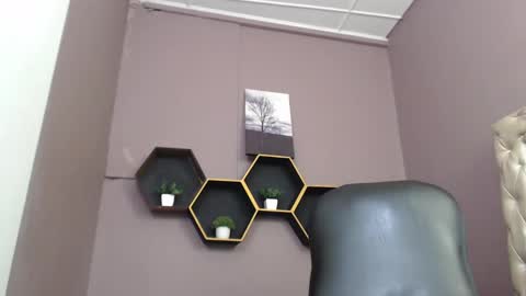 greys online show from December 21, 2024, 7:35 am