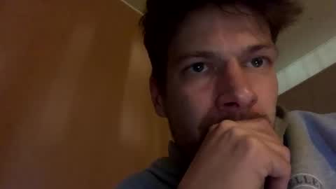 Perfectlyaveragesavage online show from April 8, 2026, 10:10 pm