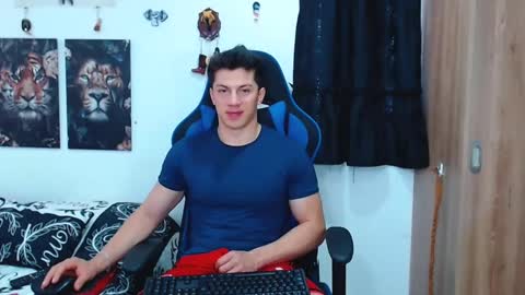 griego01 online show from February 26, 2025, 7:49 pm