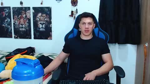 griego01 online show from March 11, 2025, 4:32 am