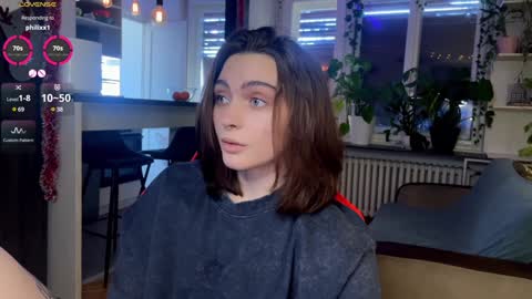 Alice online show from December 2, 2024, 11:45 am