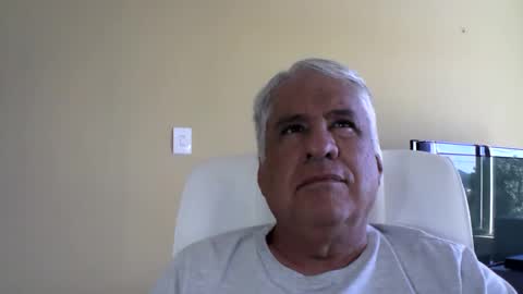 Snapshot of grisa01 chatting on May 3, 2026, 12:55 pm grisa01 online show from May 3, 2026, 12:55 pm