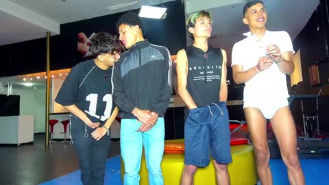 GRIVALS. THOMAS AND DAMIAND online show from December 15, 2024, 6:15 pm