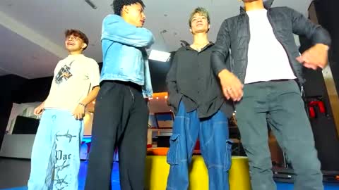 GRIVALS. THOMAS AND DAMIAND online show from December 16, 2024, 11:44 am