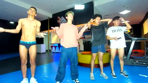 GRIVALS. THOMAS AND DAMIAND online show from December 17, 2024, 9:27 pm