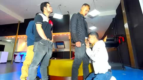 GRIVALS. THOMAS AND DAMIAND online show from January 16, 2025, 5:12 pm