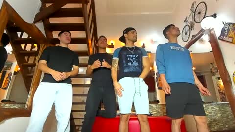 GRIVALS. THOMAS AND DAMIAND online show from February 1, 2025, 5:05 pm