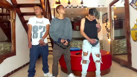 GRIVALS. THOMAS AND DAMIAND online show from February 7, 2025, 6:34 pm