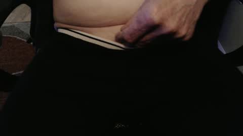 Snapshot of griz01 chatting on February 23, 2025, 3:29 pm griz01 online show from February 23, 2025, 3:29 pm