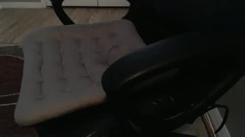 Snapshot of griz01 chatting on March 12, 2026, 4:46 pm griz01 online show from March 12, 2026, 4:46 pm