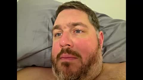 grizzly_uncut online show from December 17, 2025, 4:29 am