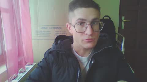 Snapshot of grly_boy chatting on January 6, 2026, 10:52 am bigW2M online show from January 6, 2026, 10:52 am