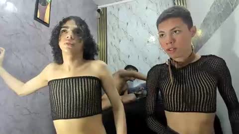 Snapshot of group_of_latinboys chatting on July 13, 2026, 3:31 am group_of_latinboys online show from July 13, 2026, 3:31 am