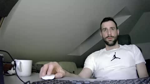 gryzoon online show from March 9, 2025, 1:14 am