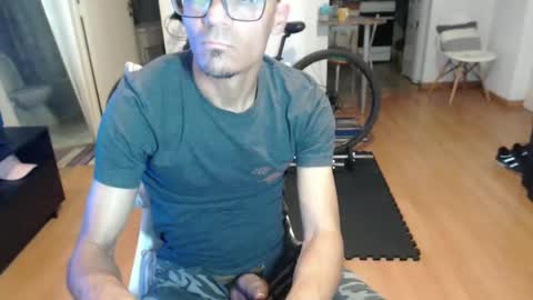 Snapshot of guachin_new chatting on October 17, 2025, 5:21 am guachin_new online show from October 17, 2025, 5:21 am