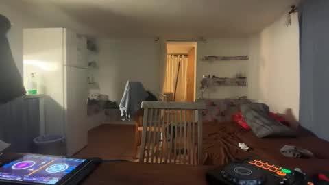 guardiannif_ online show from March 5, 2026, 11:23 pm