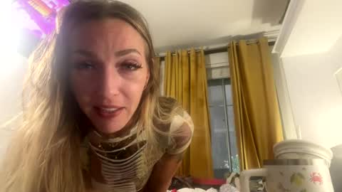 Snapshot of gudgirrl chatting on July 28, 2026, 2:13 pm gudgirrl online show from July 28, 2026, 2:13 pm