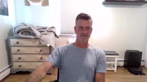 gudguy2025 online show from June 5, 2026, 2:45 pm