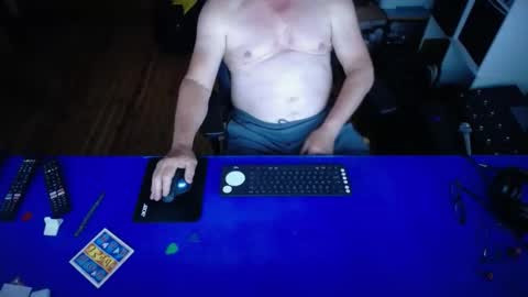 guesswhatigot2 online show from January 15, 2026, 9:03 am