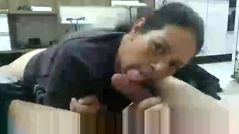 Snapshot of guielika chatting on May 24, 2026, 1:43 am Guilika online show from May 24, 2026, 1:43 am