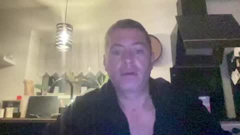 guil0 online show from September 20, 2025, 7:31 am