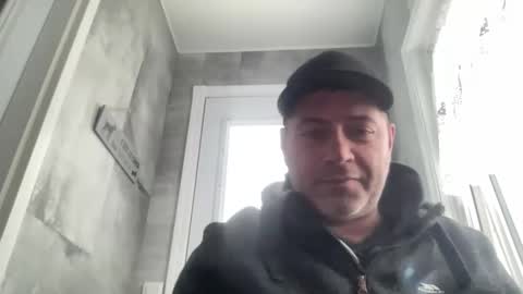 guil0 online show from March 24, 2026, 10:20 am