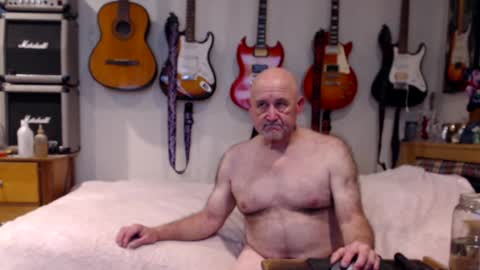 Mario online show from January 26, 2025, 12:33 pm