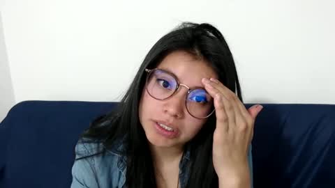 Snapshot of gumball_room chatting on September 8, 2025, 8:41 pm Vane blonde and Hazell black hair online show from September 8, 2025, 8:41 pm