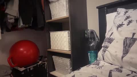 Snapshot of gumbywanna chatting on December 18, 2024, 1:05 am gumbywanna online show from December 18, 2024, 1:05 am