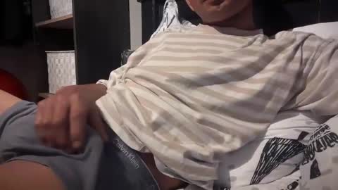 Snapshot of gumbywanna chatting on December 19, 2024, 1:28 am gumbywanna online show from December 19, 2024, 1:28 am