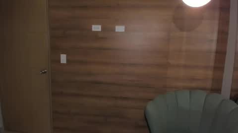 gummyluv online show from October 8, 2025, 8:45 am