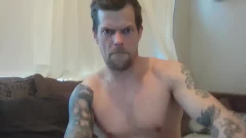 Snapshot of gunnarssonbenni33 chatting on April 23, 2026, 7:38 pm gunnarssonbenni33 online show from April 23, 2026, 7:38 pm