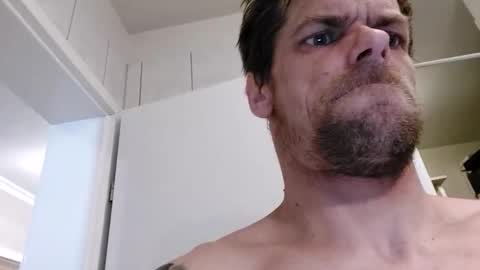 Snapshot of gunnarssonbenni33 chatting on May 18, 2026, 8:36 pm gunnarssonbenni33 online show from May 18, 2026, 8:36 pm