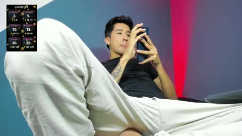 Snapshot of guy_veryhot1 chatting on December 11, 2024, 6:04 am onlyfans    kevin garcia s online show from December 11, 2024, 6:04 am