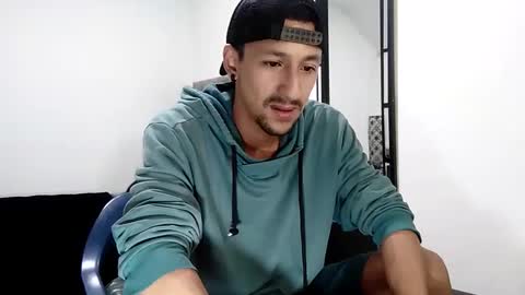 karim online show from December 24, 2024, 8:33 am